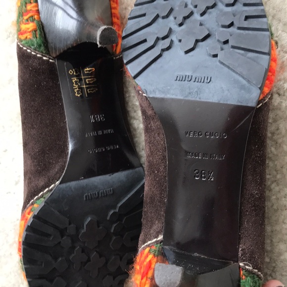 Miu Miu Kitten Heel Pointed Toe - Picture 2 of 3